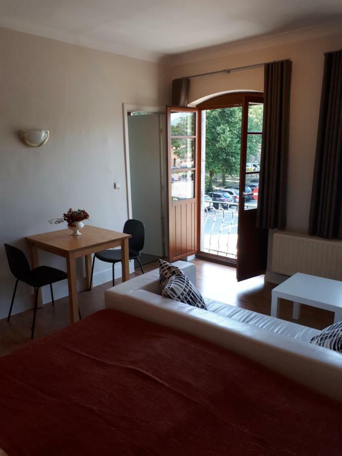 Guesthouse Dusart ฮัสเซลต์ ภายนอก รูปภาพ